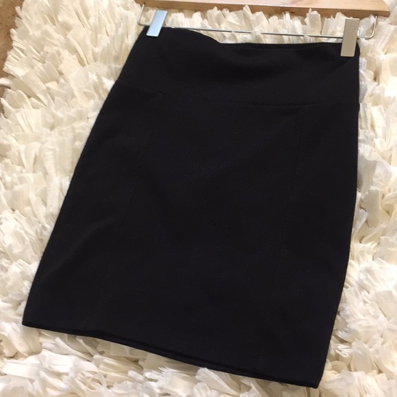 Dresses & Skirts - Mini skirt